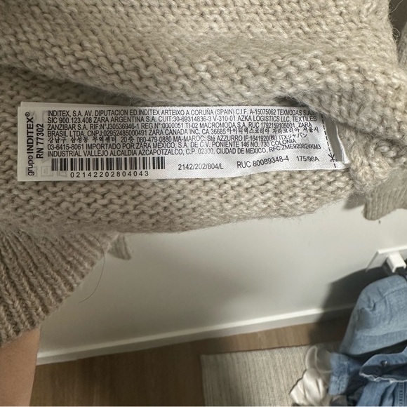 Zara Chunky Knit Crew Neck Sweater - Picture 4 of 6